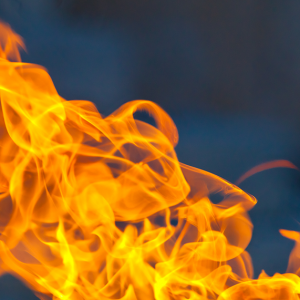 reclamaciones-florida-claims-advisors-_0000s_0005_fire-flames-PH6YWMP